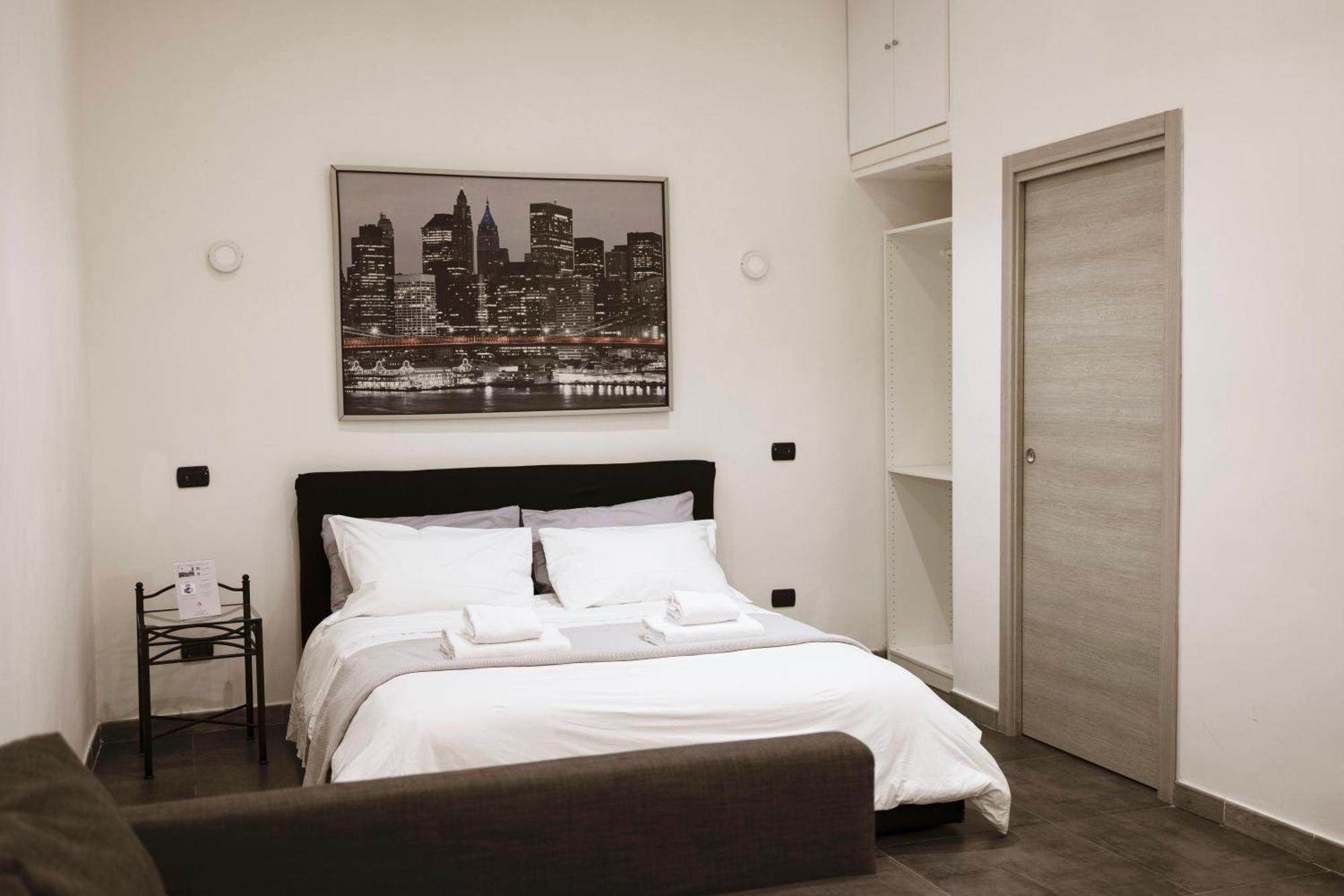 116, Host Apartment